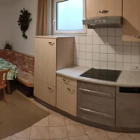 Haus-elisabeth Appartement Uderns